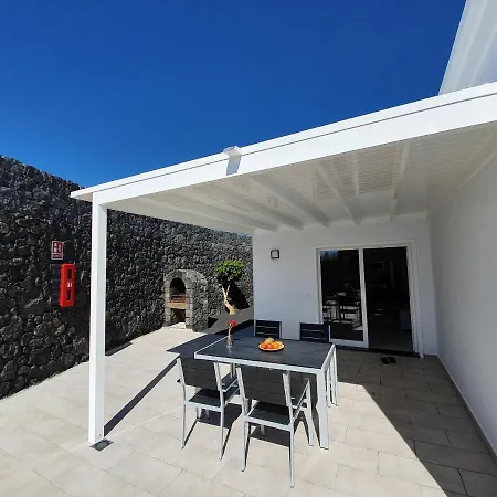 Willa 2 Bedroom Cassandra And Katrina With Private Heated Pools.