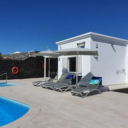 Willa 2 Bedroom Cassandra And Katrina With Private Heated Pools. *