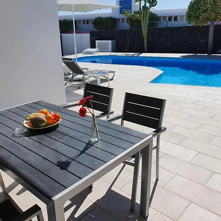 Villa 2 Bedroom Cassandra And Katrina With Private Heated Pools.