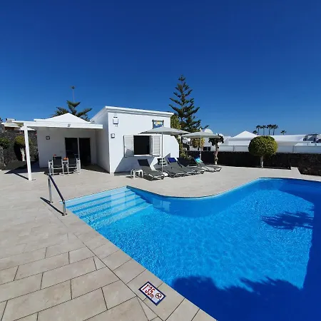 Villa 2 Bedroom Cassandra And Katrina With Private Heated Pools.