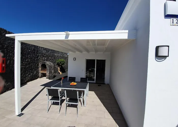 Βίλα 2 Bedroom Cassandra And Katrina With Private Heated Pools.