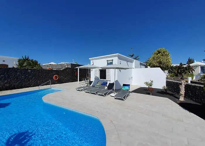 2 Bedroom Cassandra And Katrina With Private Heated Pools. *