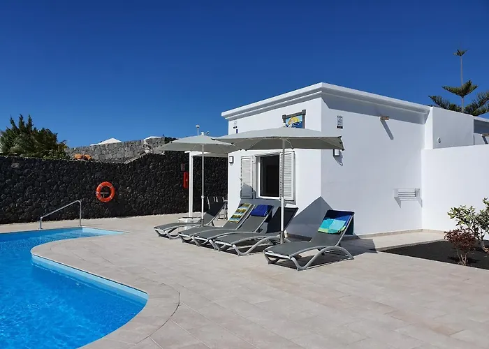 Βίλα 2 Bedroom Cassandra And Katrina With Private Heated Pools. *