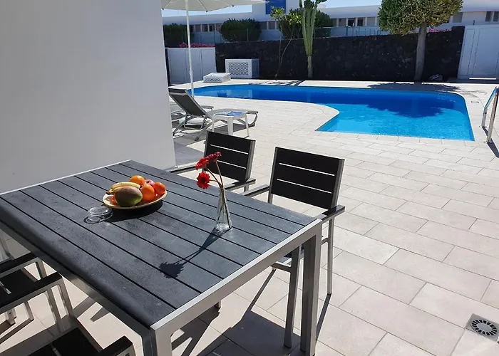 Βίλα 2 Bedroom Cassandra And Katrina With Private Heated Pools.