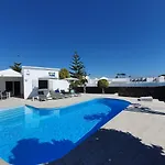 2 Bedroom Cassandra And Katrina With Private Heated Pools. * Puerto del Carmen (Lanzarote)